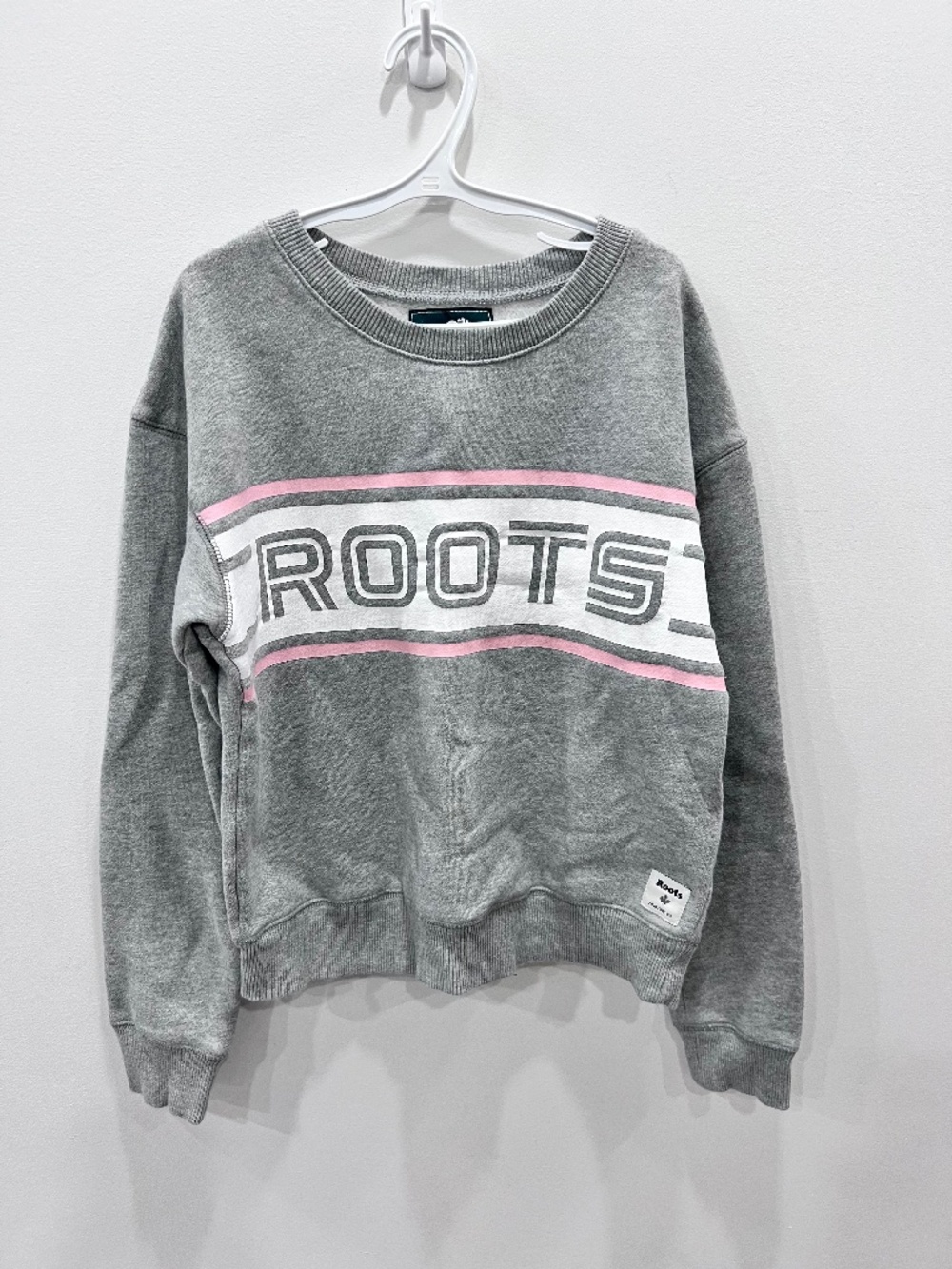 Roots Canada Women’s XS Grey Pink Logo Crewneck Sweatshirt Pullover